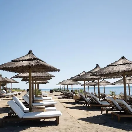 Apartment El Paraiso, Lovely Flat Walk To The Rdr388 Estepona